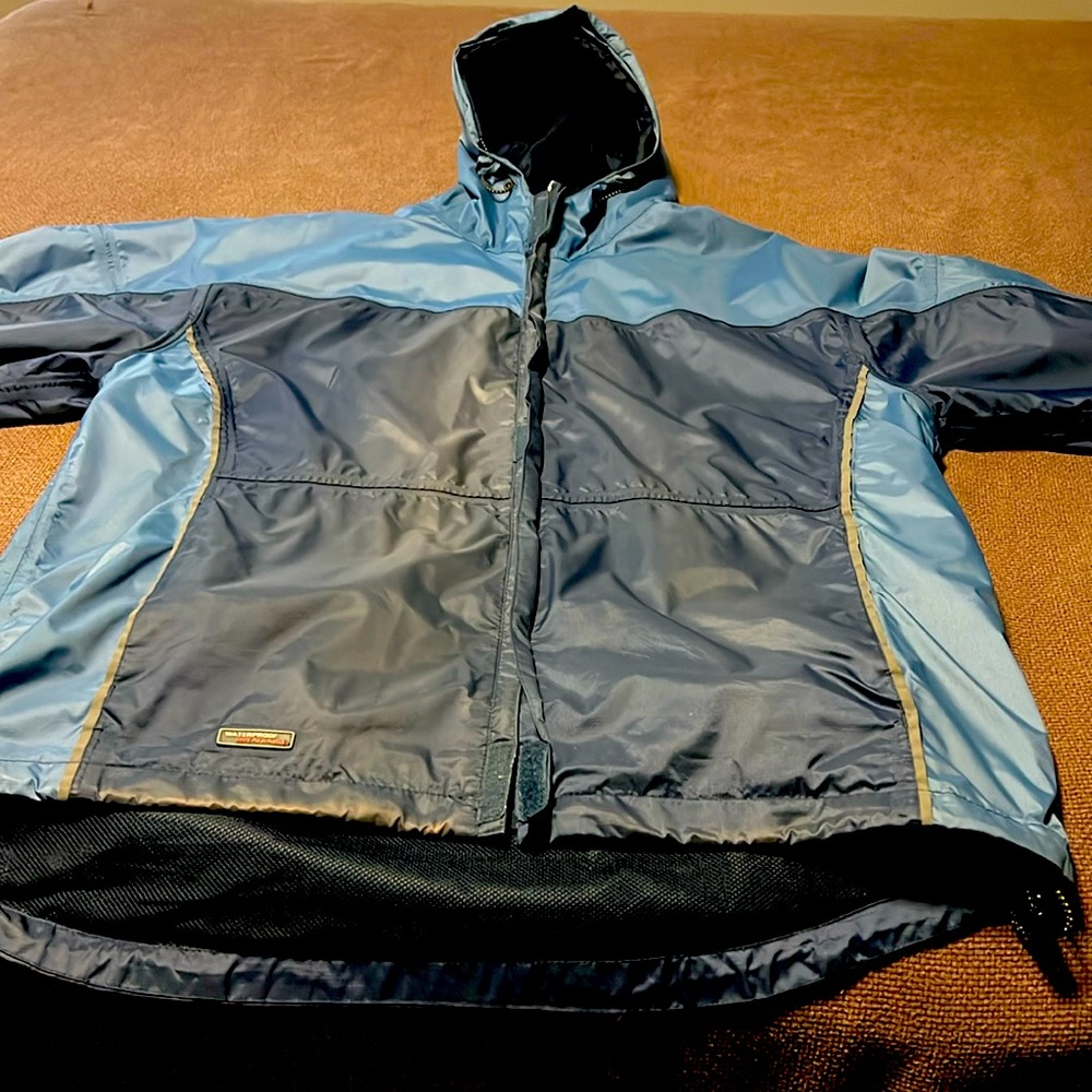 Wind breaker